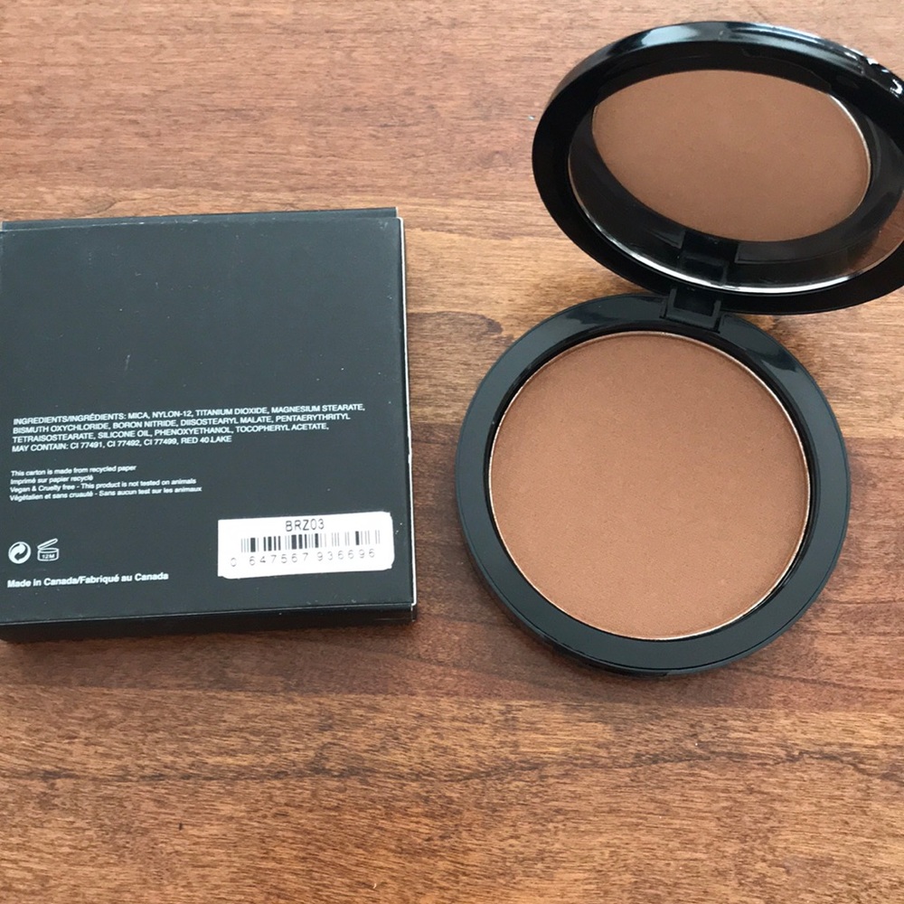 Bronzer